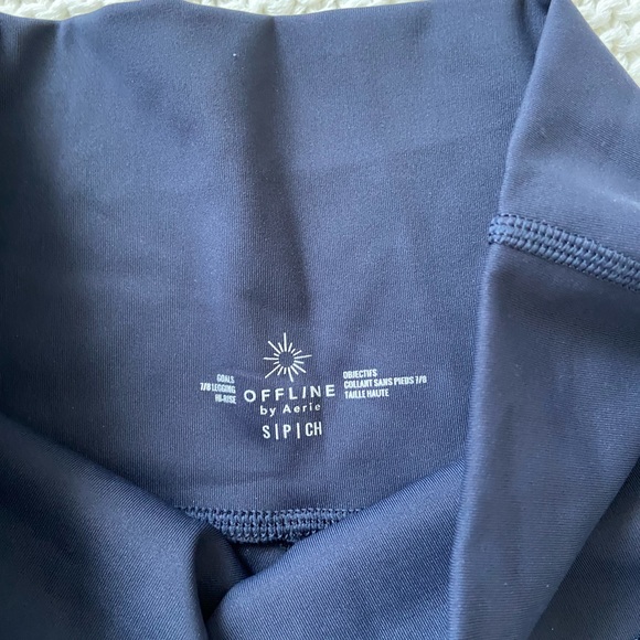 Aerie Offline Goals high rise 7/8 leggings - Picture 2 of 4